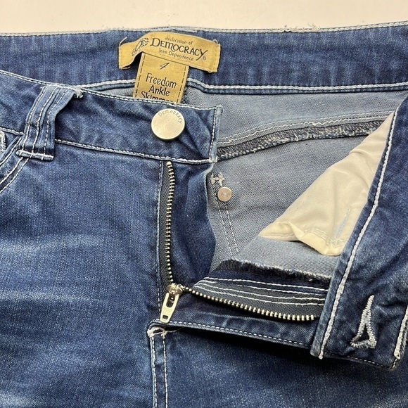 Democracy Freedom Ankle Skimmer Size 4 - Picture 16 of 16